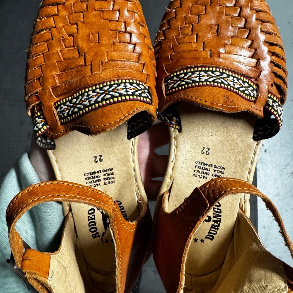 Rodeo Durango Leather Huarache Sandals, 22 Mex, Size 5 US